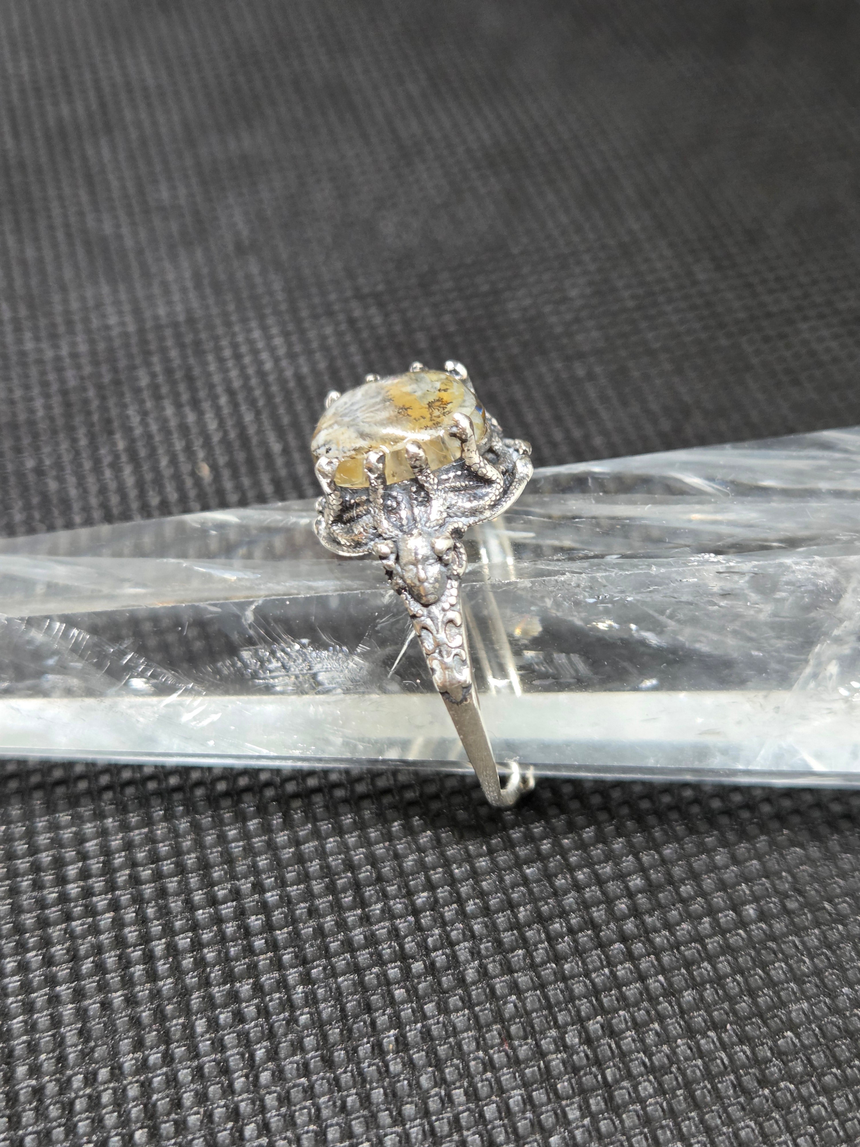 Medusa Dendritic quartz