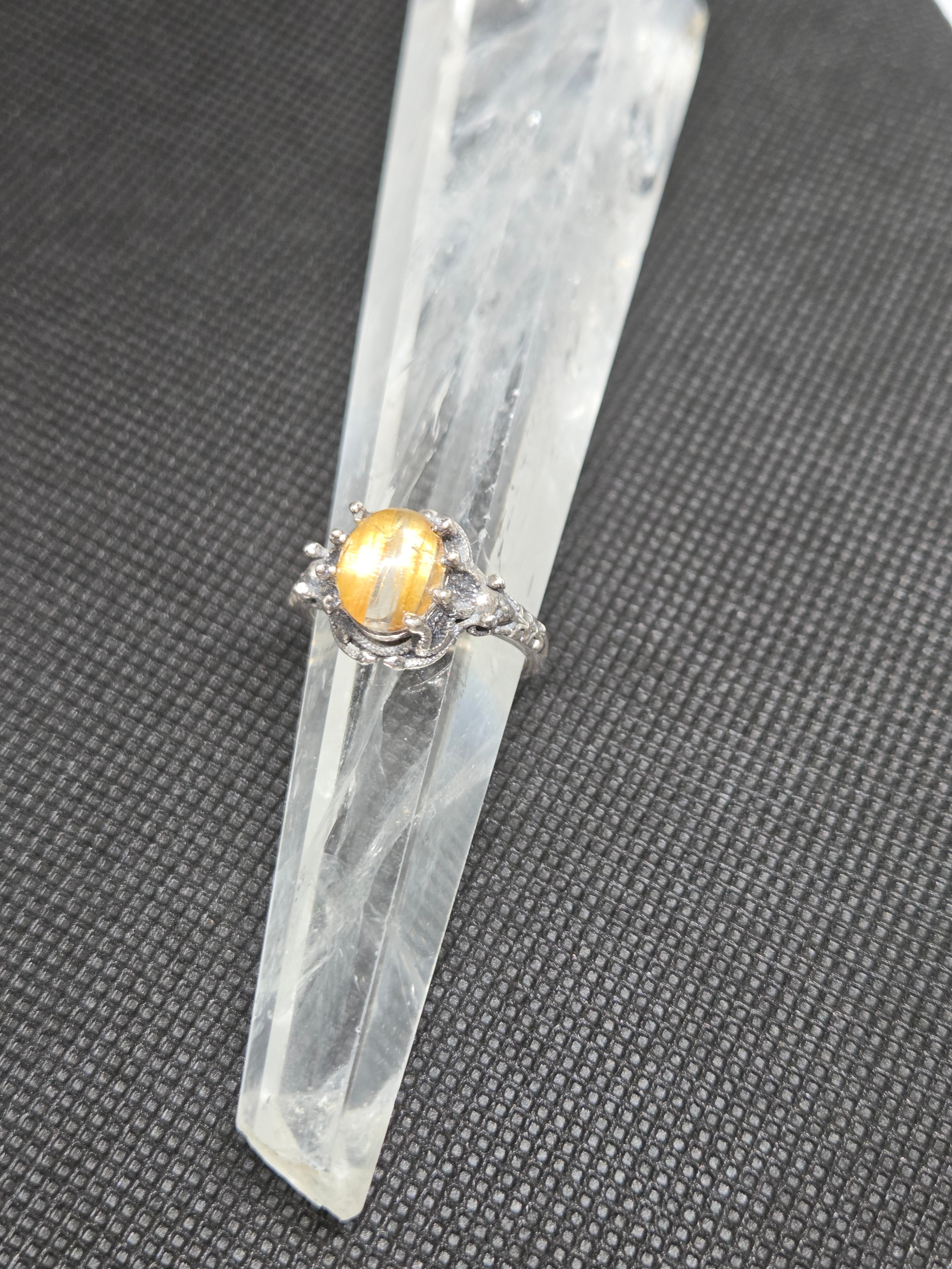 Medusa Golden Rutile quartz